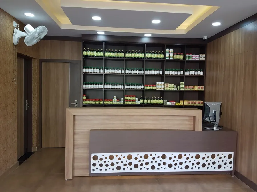 Reception & pharmacy